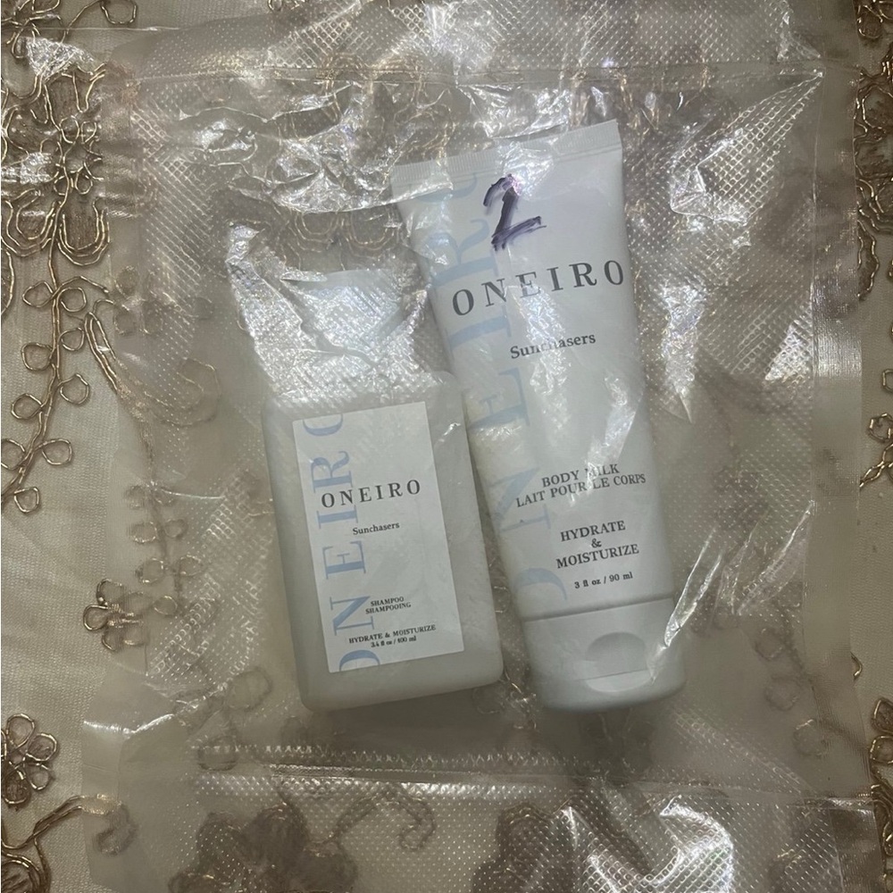 Oneiro Sunchasers Skincare Set